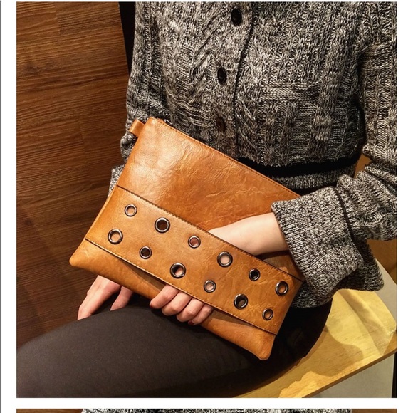 ✨50% OFF✨ MADELINE Clutch, CARAMEL - Picture 2 of 4